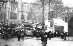 Tank bank "Julian" with captured German plane at Worcester