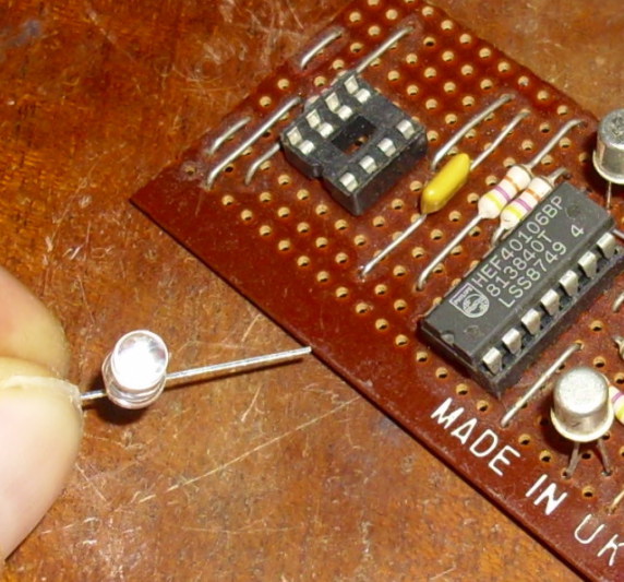 World's simplest logic probe: an LED