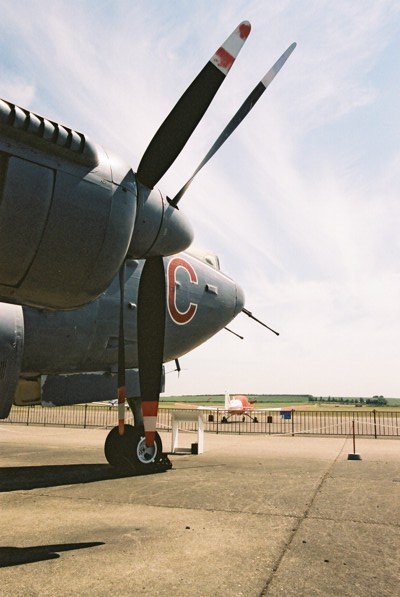 Shackleton prop and nose