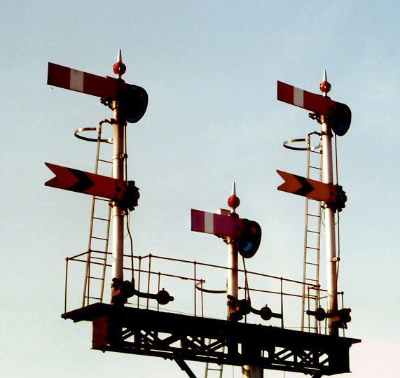 Semaphore signals at Worcester Shrub Hill, view 2